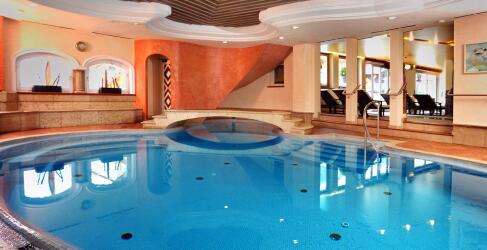 alpine-palace-6