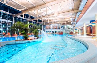 Paradiesische Entspannung auf 4.500 m² Wellnesslandschaft in Thüringen