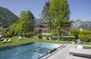 Traumhafte Wellnessoase mit Blick auf die Tiroler Alpen