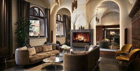 Ascot Hotel-1