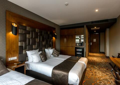 XO Hotels Park West-0