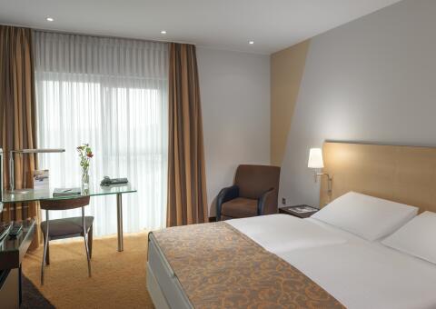 dorint-hotel-an-der-messe-koeln-0